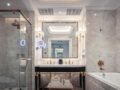 Luxury Bathroom Decor 2026 – Spa-Like Setup